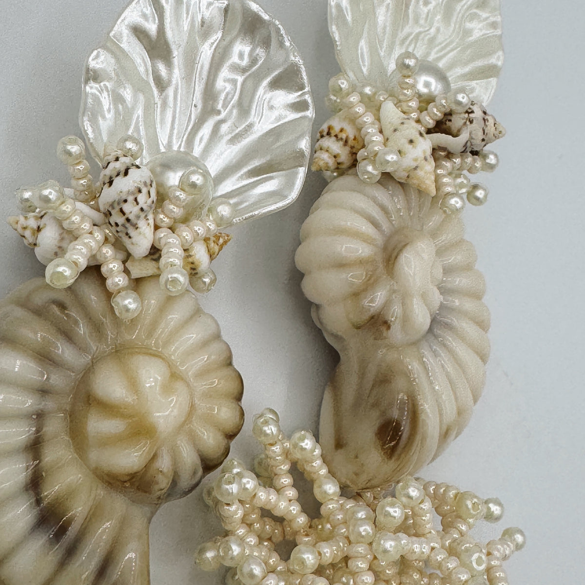 Reef & Shells Earrings - Beige