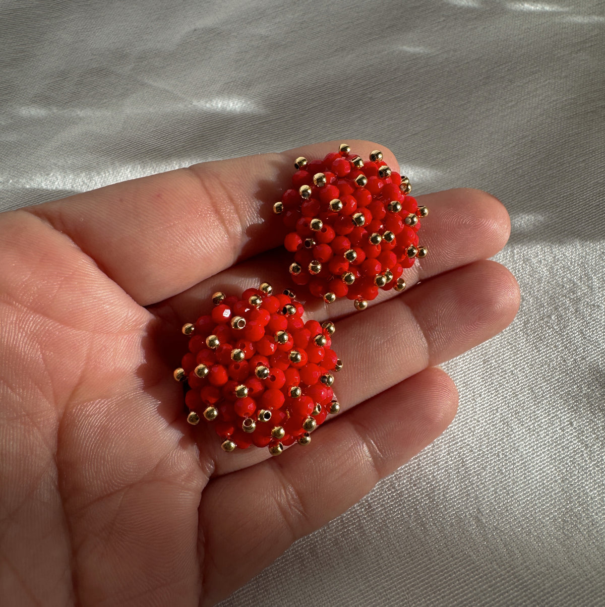 Camila Stud - Red