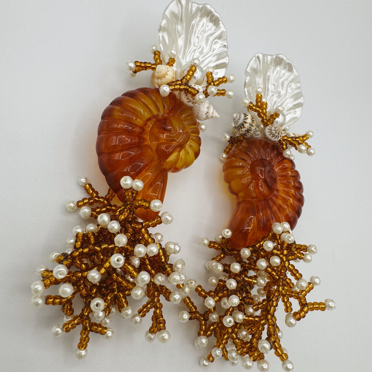 Reef & Shells Earrings - Brown