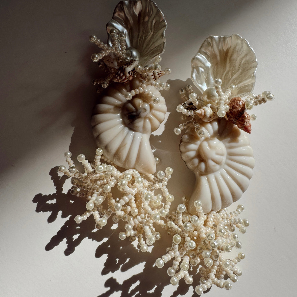 Reef & Shells Earrings - Beige