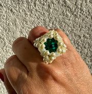 Square ring - Pearls & Emerald