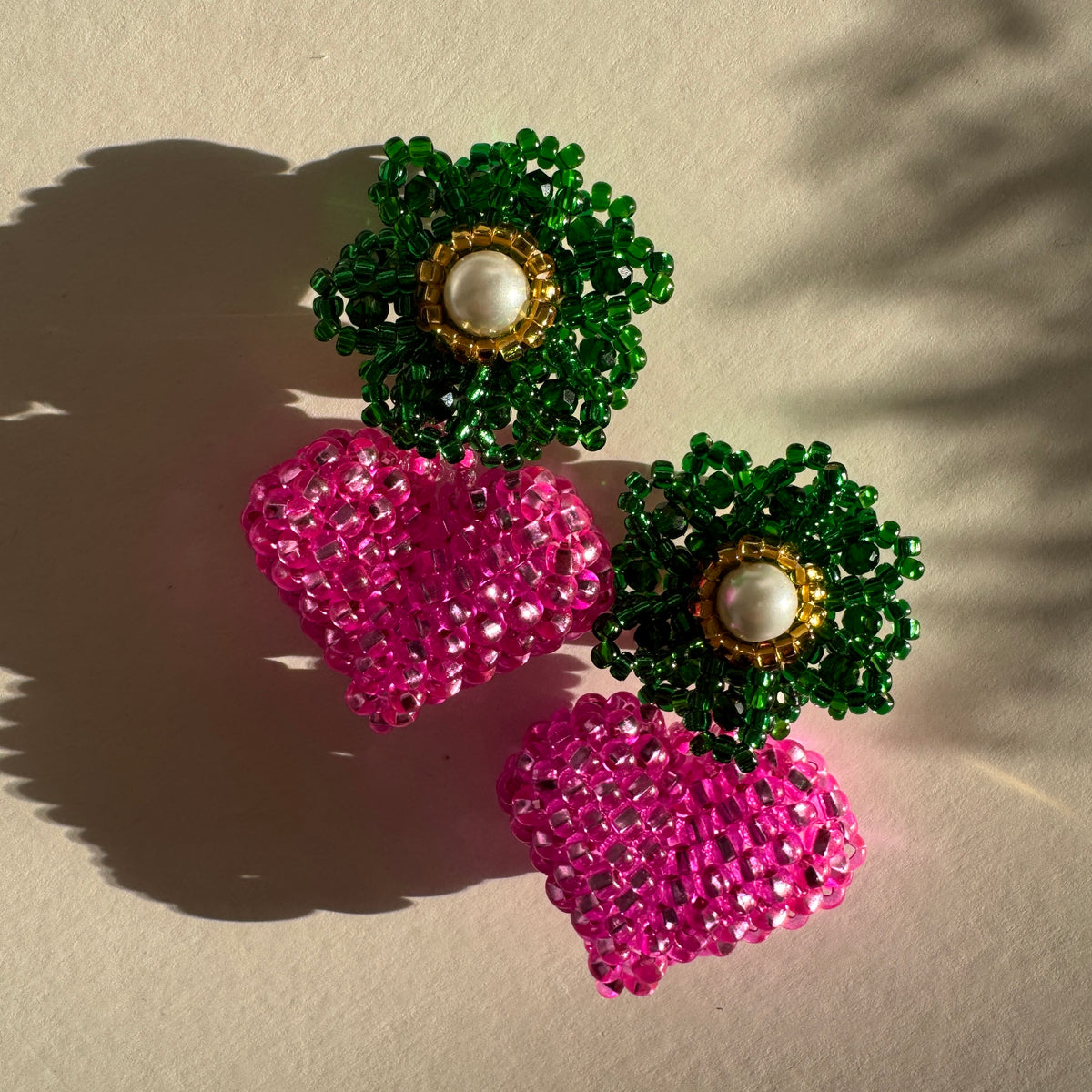 Full heart Earrings - Pink