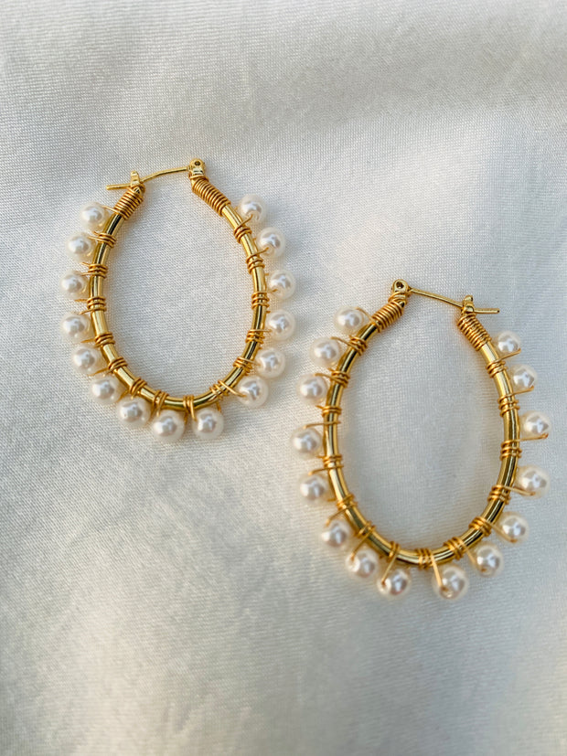 Mini Pearl Hoops - Oval