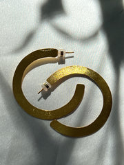 Flat Earrings Gold