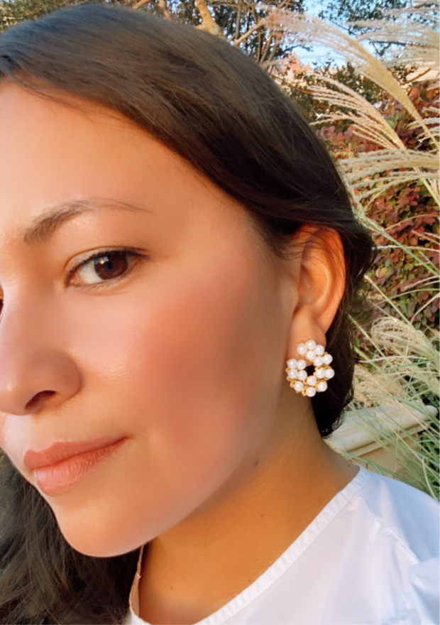 Luna Earrings - Pearl